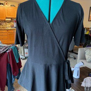 Short Sleeve Knit Wrap Top